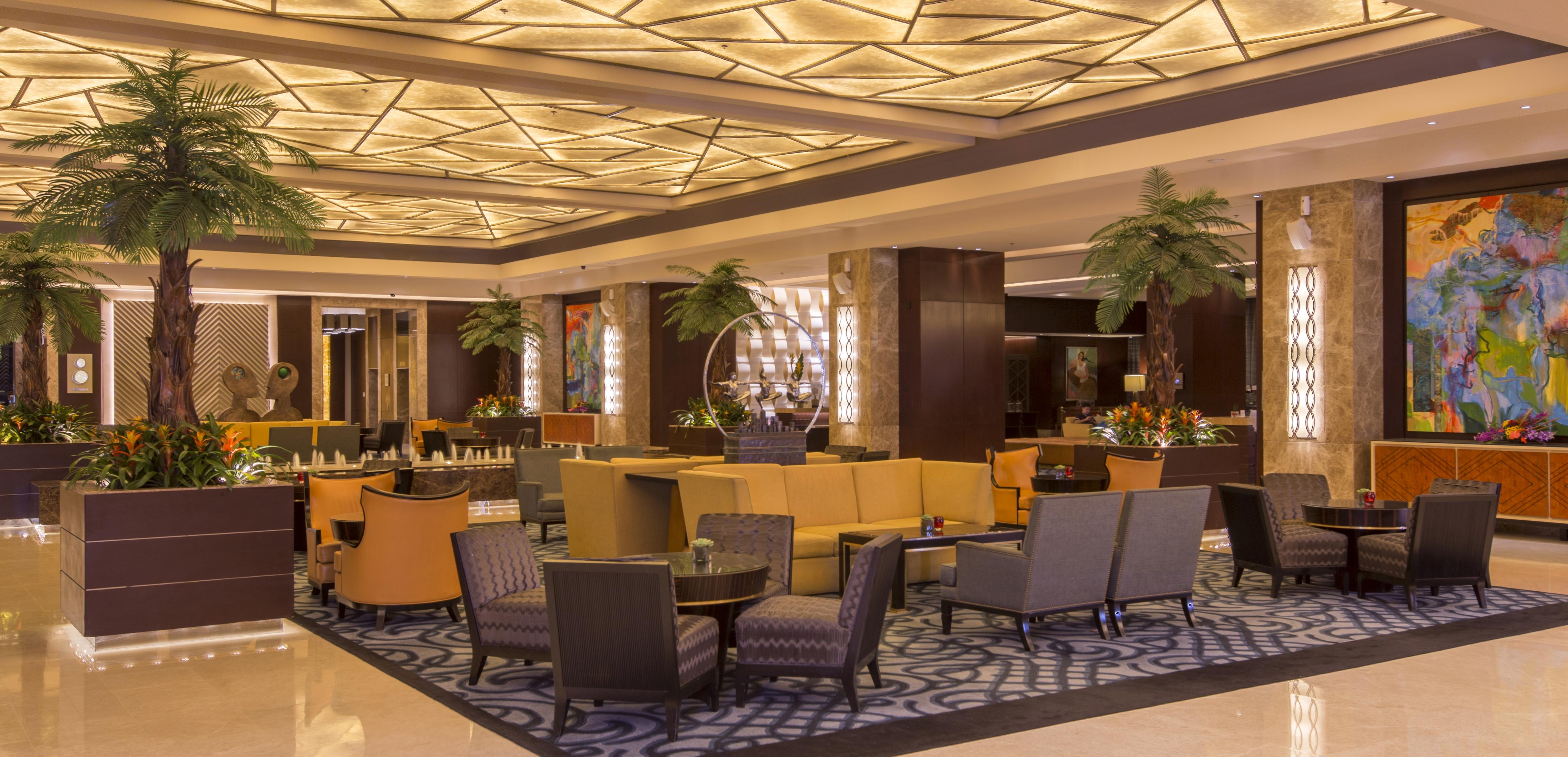 Crimson Hotel Filinvest City, Manila Muntinlupa City Zewnętrze zdjęcie The lobby