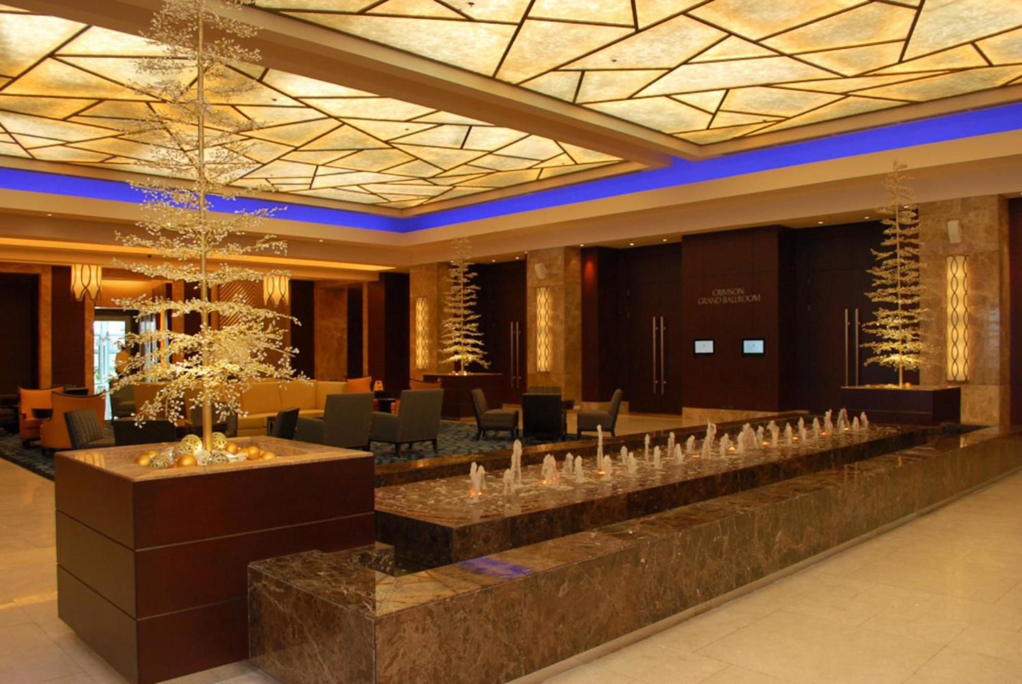 Crimson Hotel Filinvest City, Manila Muntinlupa City Zewnętrze zdjęcie The lobby of the hotel